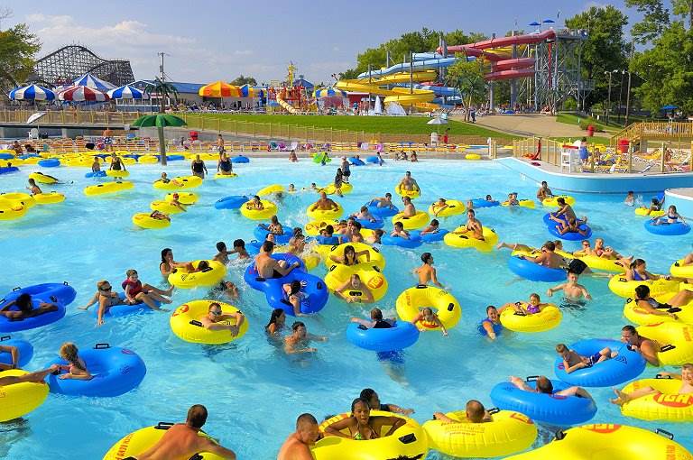 Wave Pool at Splash Lagoon | Beech Bend Amusement Park - Bowling Green, KY