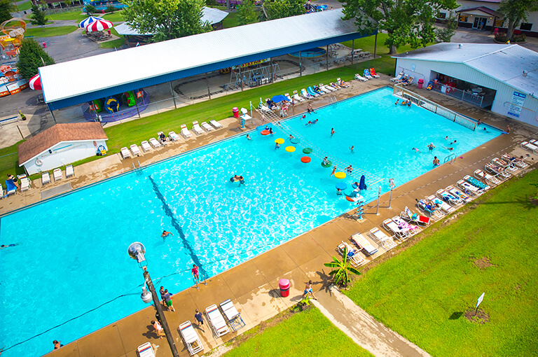 Splash Lagoon Pool | Beech Bend Amusement Park - Bowling Green, KY